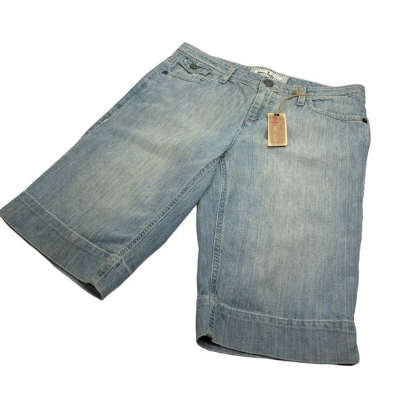 Tommy Hilfiger Light Wash Denim Cropped Jeans Factory Thigh Fade Flag Logo Sz. 8 - Picture 3 of 12